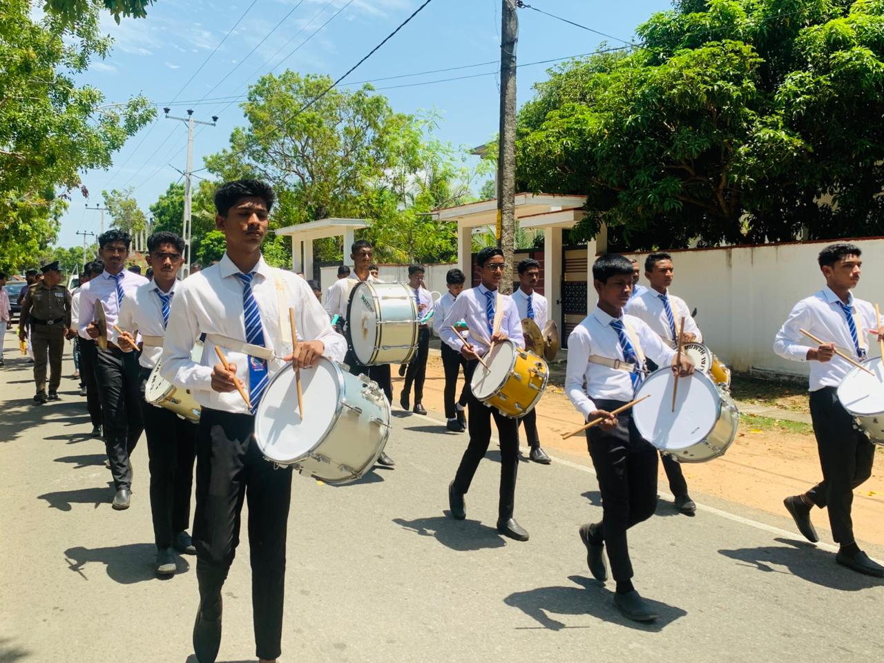 SCHOOL BAND 